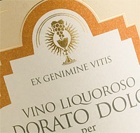particolare di etichetta dei vini per La Santa Messa